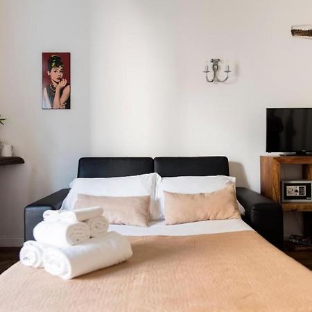 Agora Apartments - Armida ซอร์เรนโต ภายนอก รูปภาพ